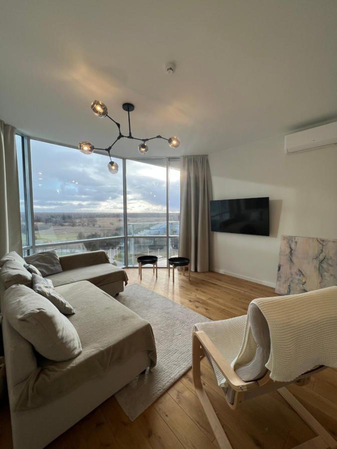 Pietryciu Apartamentai, Elija, Sventoji